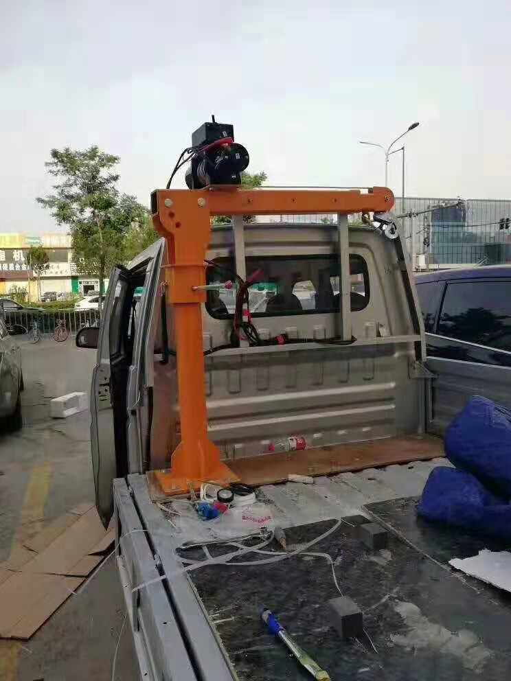 車(chē)載小吊機(jī)